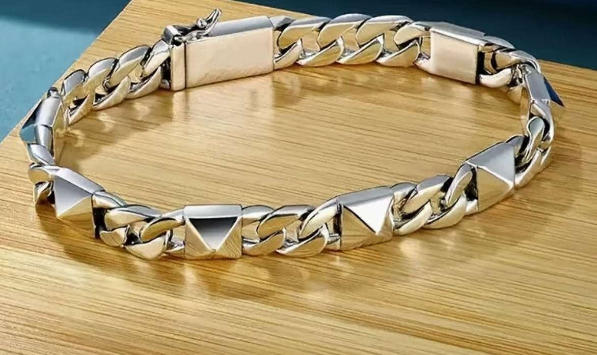 Men's curb chain bracelet with geometric accents