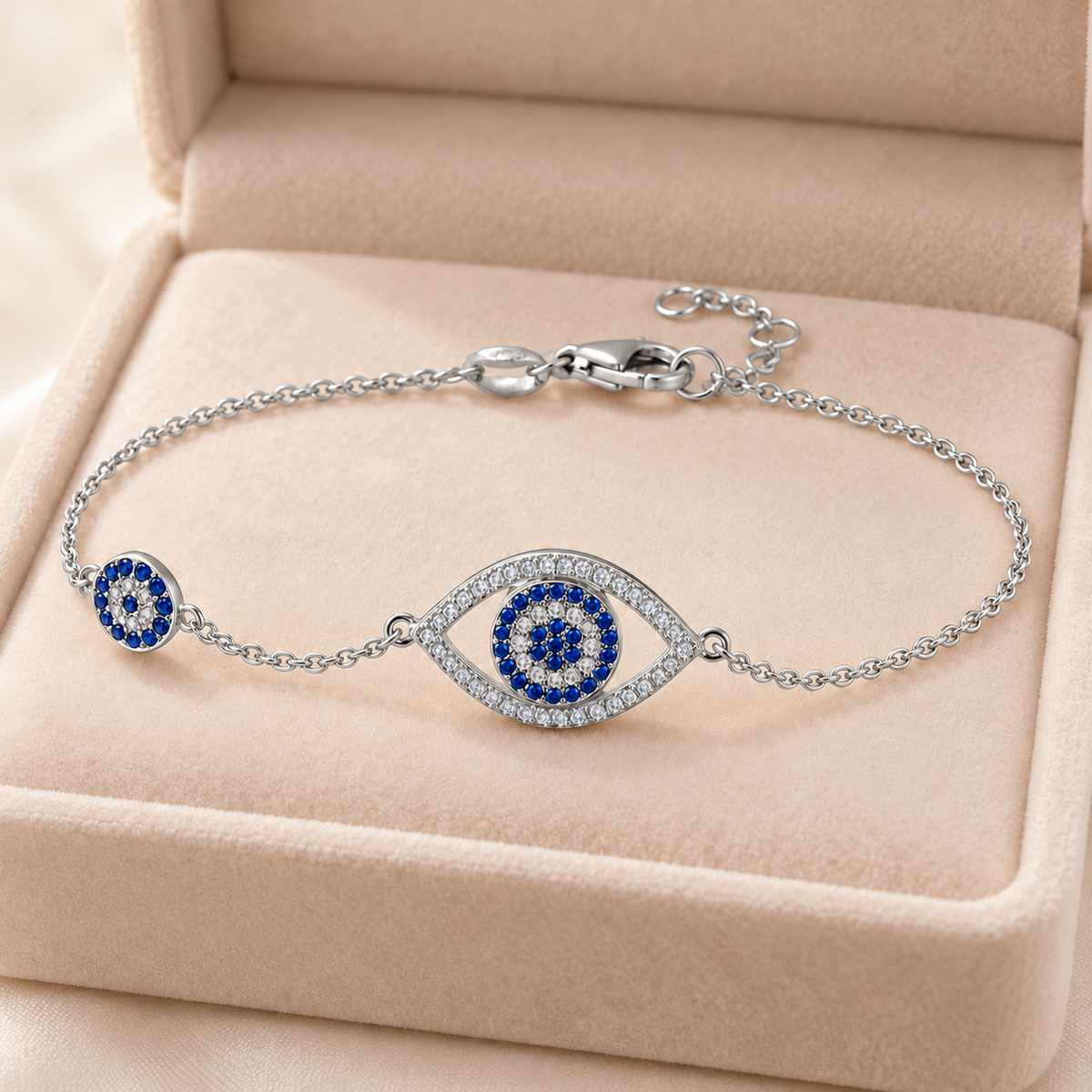 Blue evil eye bracelet Silver in velvet box