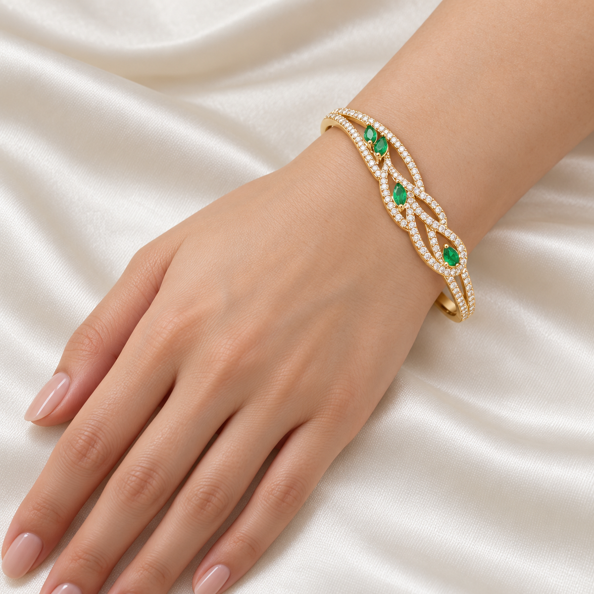 Emerald Green Infinity Vine Kada — Golden