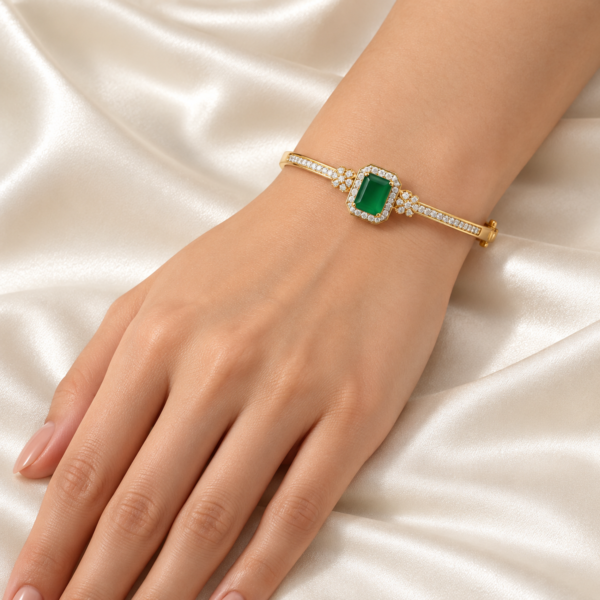 Green Rectangular Halo Bangle — Golden