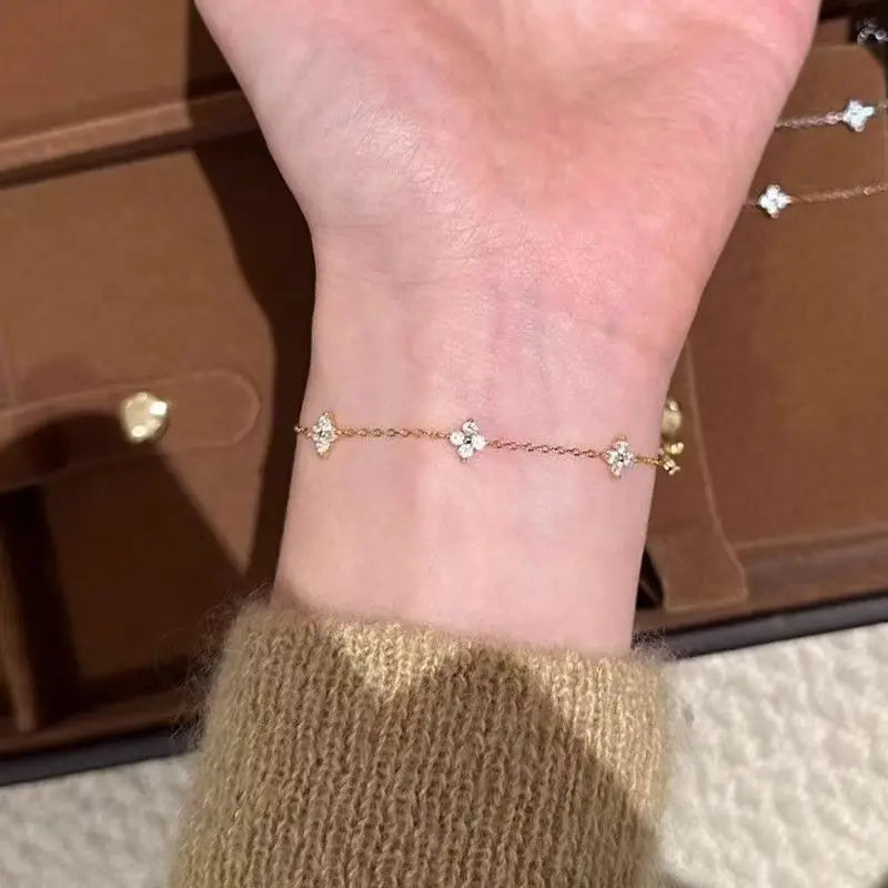 925 Sterling Silver Shiny Flower Bracelet