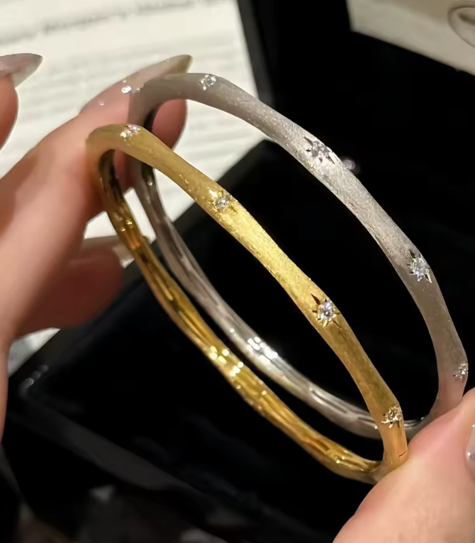 Star diamond Bangle